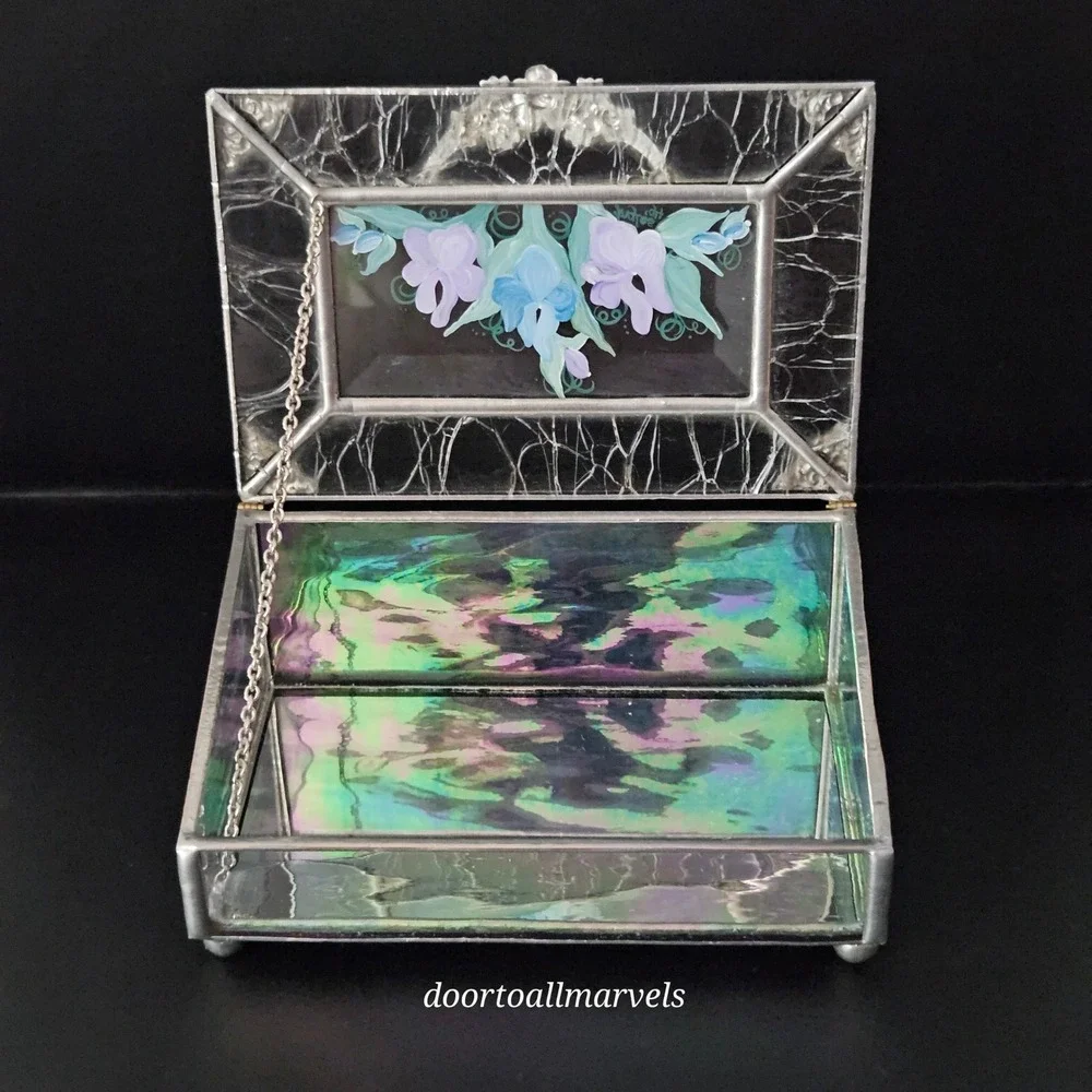 VTG Hand Painted Iridescent Glass Case Jewelry Box Signed Ingles '94 Art Nouveau